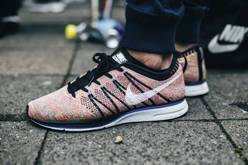 26afew-koi-club-on-feet-knuckler