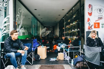 33afew-koi-asics-camp-out