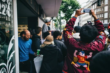 29afew-koi-asics-camp-out