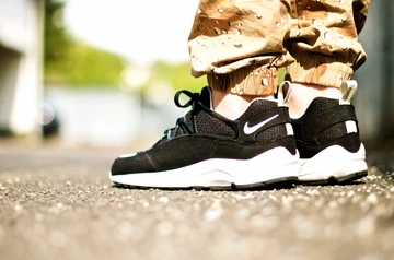 nike-huarache-beams4
