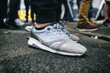 10afew-koi-club-on-feet-knuckler