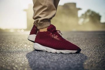 KaneHolz_FootscapeBurgundy1