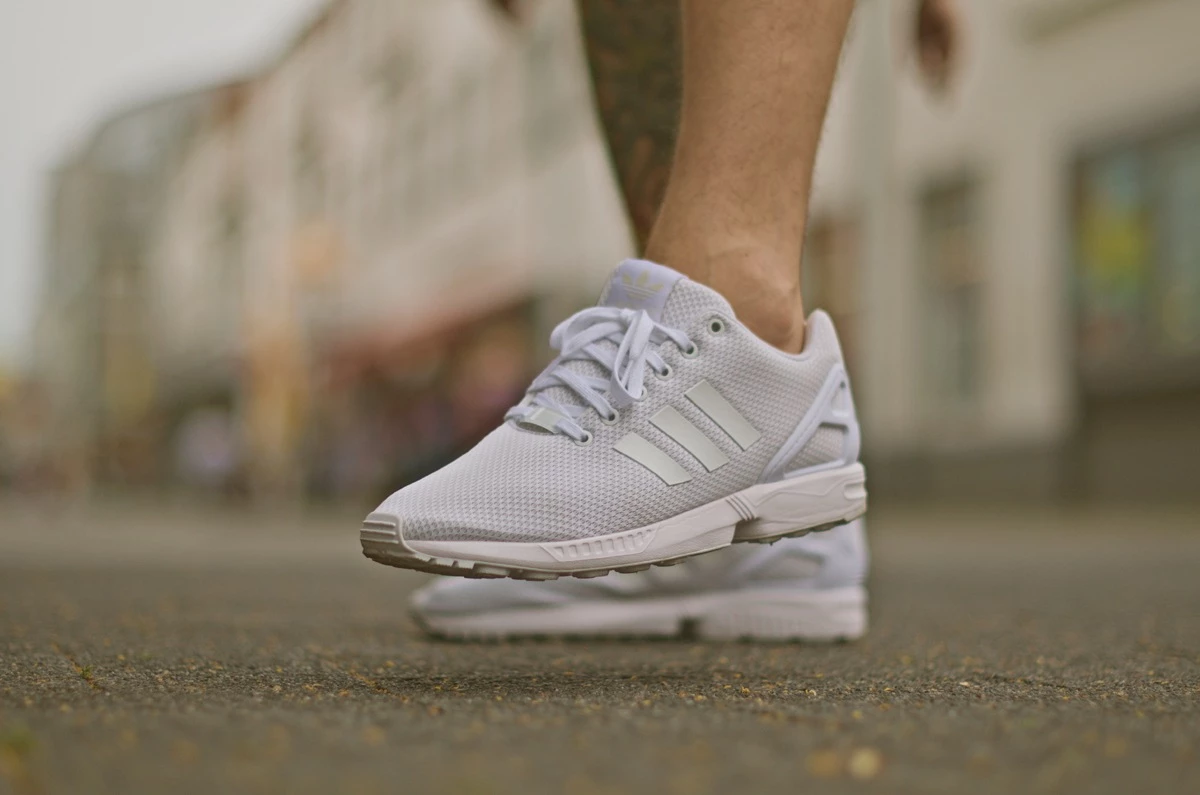 Adidas triple white zx flux hotsell