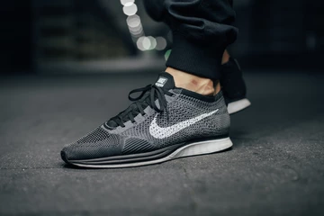 KaneHolz_Flyknit_Grey1