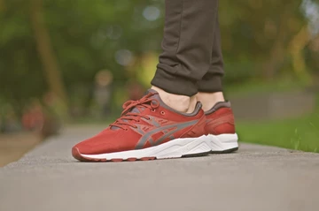 1asics.gel-kayano-evo