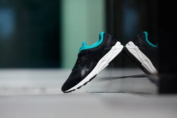 4asics-gel-kayano-evo