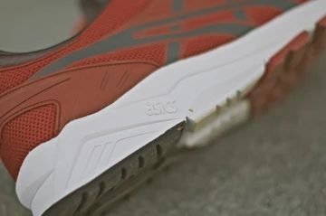 14asics.gel-kayano-evo