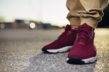 KaneHolz_FootscapeBurgundy3