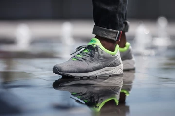 2asics-gel-kayano-evo