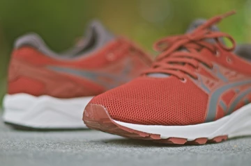 13asics.gel-kayano-evo