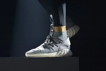 Adidas Originals Tubular Paris Fashion Week Performance