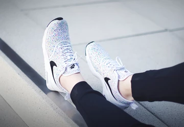 airmaxthea-nikeid-004