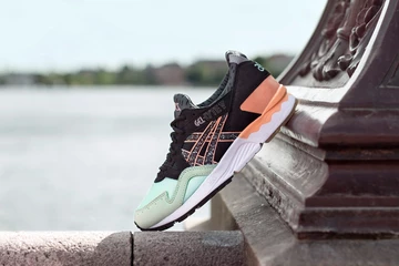 5naked-asics-hafnia