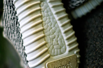 yeezy-boost-35014