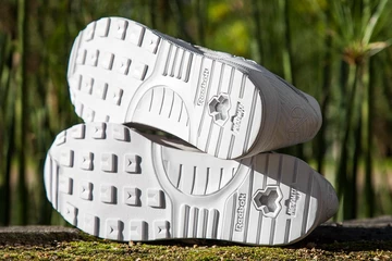 Reebok_Ventilator_Invincible_7