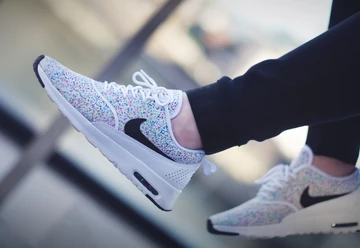airmaxthea-nikeid-011