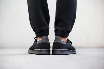 adidas-stan-smith-primeknit-all-black-02
