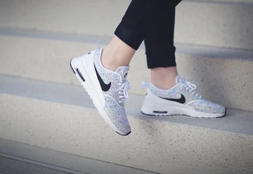 airmaxthea-nikeid-002