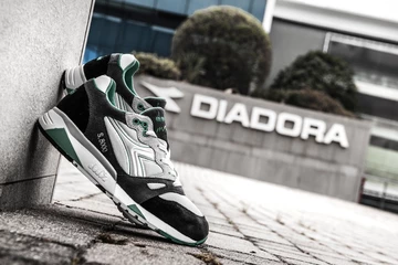 40diadora-s8000