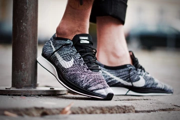 Nike Flyknit Racer Oreo