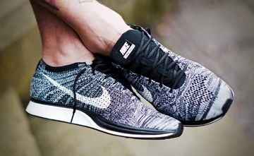 Nike Flyknit Racer Oreo