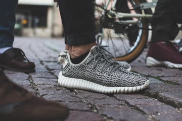 5yeezy-350-boost-campout