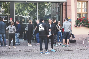 24yeezy-350-boost-campout