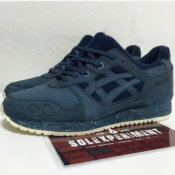 asics-gel-lyte-reigning-champ