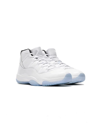 Nike Air Jordan 11 Legend Blue schräg frontal
