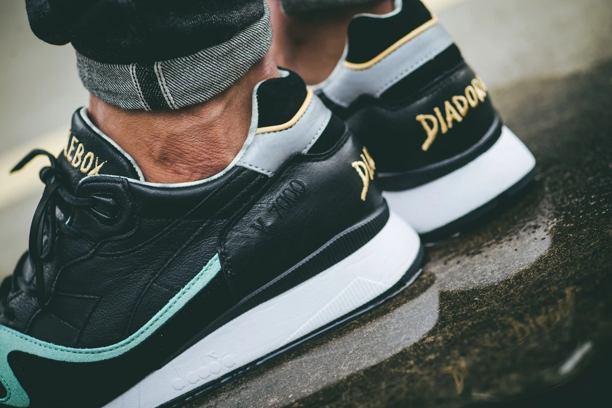 Solebox x Diadora V.7000 | Dead Stock