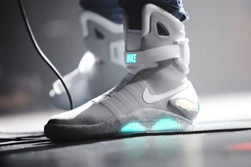 Der erste Nike Air Mag ist in New York angekommen...