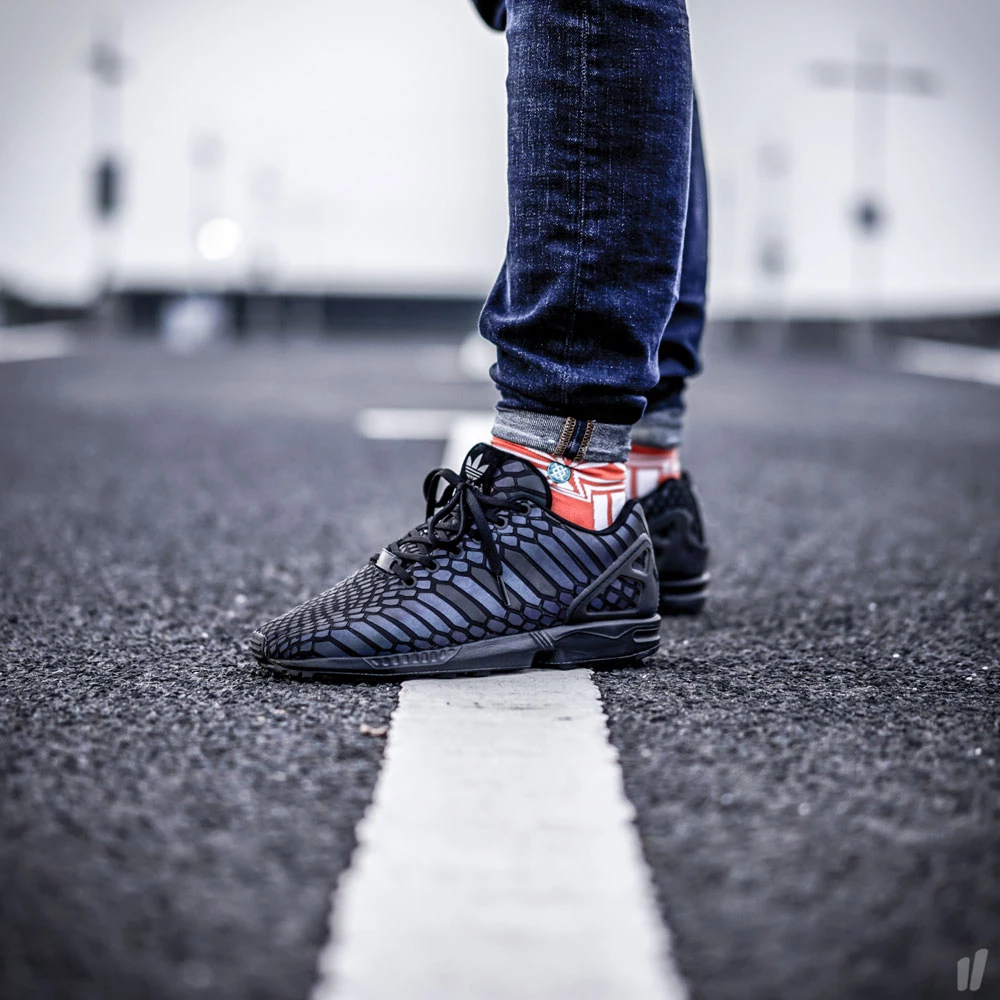 Adidas zx flux xeno triple black online