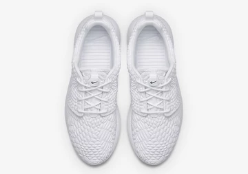 nike-sportswear-outlandish-white-diamondback-collective-04