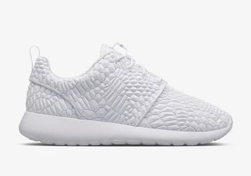 NIKE-ROSHE-RUN-DIAMONDBACK-2
