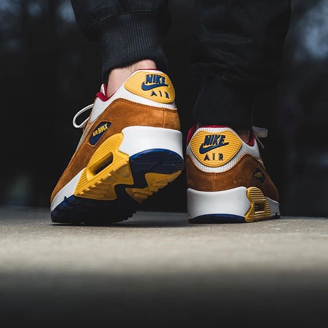 Nike Air Max 90 Curry | Dead Stock
