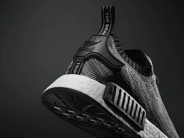 adidas-nmd-r1-01