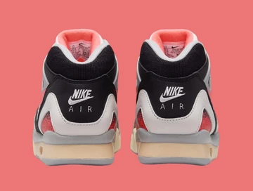 Nike Air Tech Challenge II Hot Lava von hinten