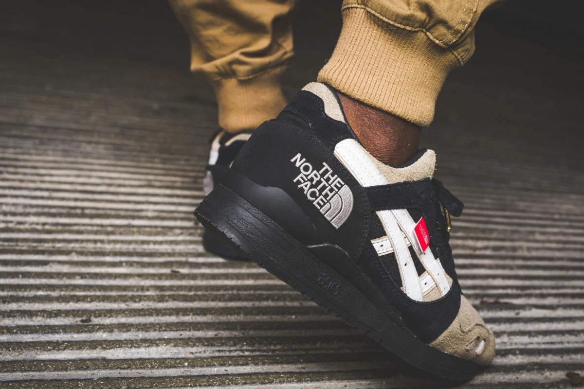 Gel Lyte III x The North Face The Apex Custom by Sole Panda OTS Shoeshop Dead Stock