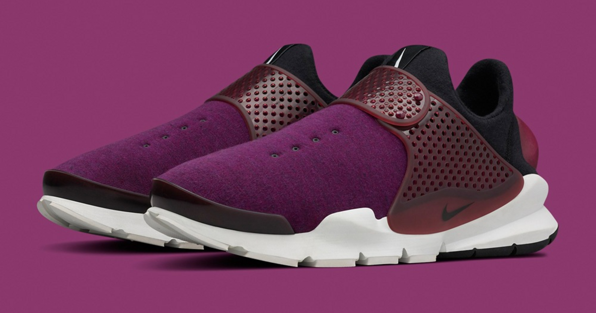 NIKE SOCK DART TECH FLEECE ナイキ ソックダート nike-sock-dart-tech-fleece-01-