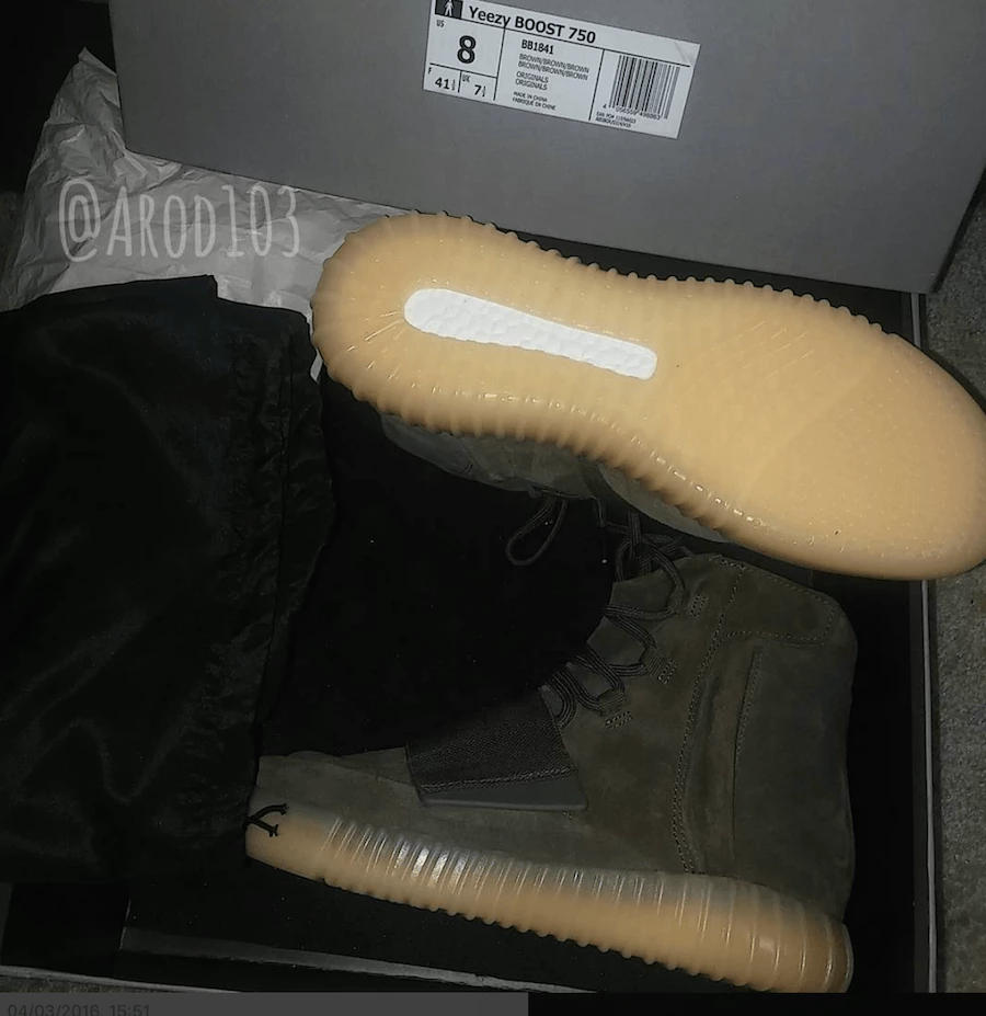 yeezy boost 750 box How To Spot Fake Yeezy Boost 750 (All Colorways)