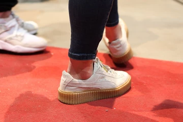 136kicks-in-the-hall-dortmund