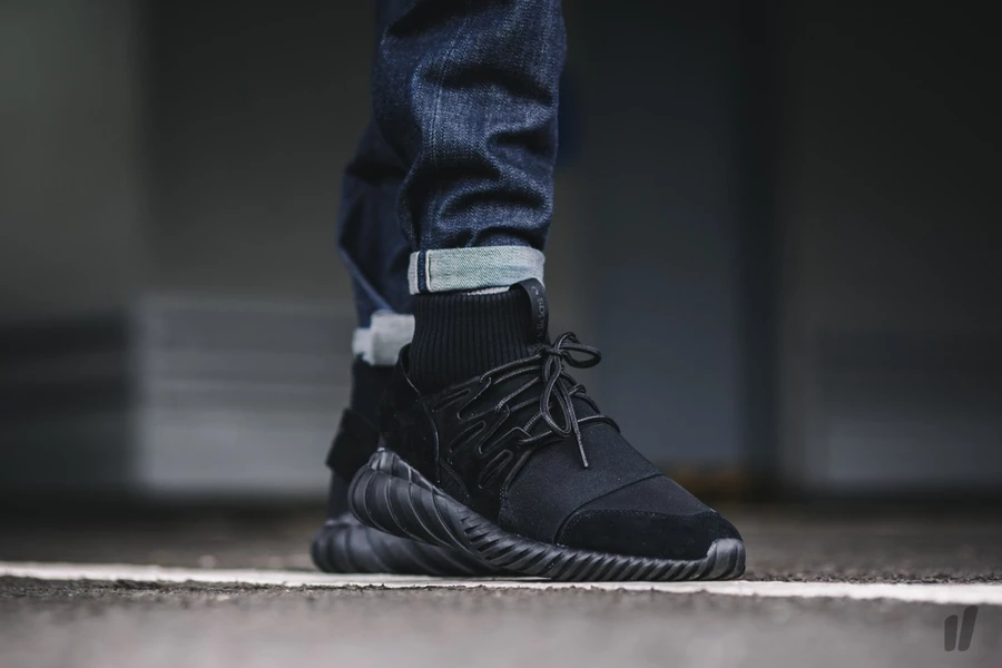 Tubular sales full black