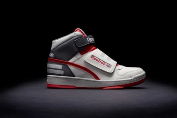 20reebok-alien-stomper