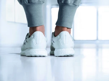 2adidas-ultra-boost-porsche