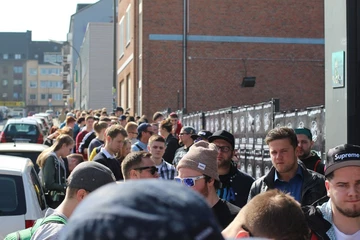 13kicks-in-the-hall-dortmund