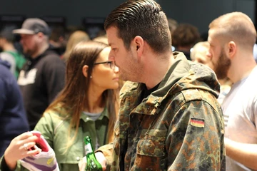 146kicks-in-the-hall-dortmund