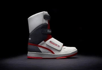 7reebok-alien-stomper