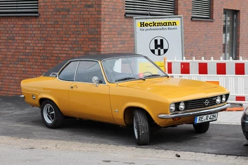 156kicks-in-the-hall-dortmund