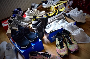 Which sneakers should I take on vacation?