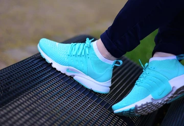 nike-ultra-flyknit-presto-010